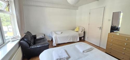 Stepney Green House | Property Near Aldgate London