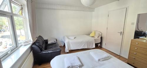 Stepney Green House | Property Near Aldgate London