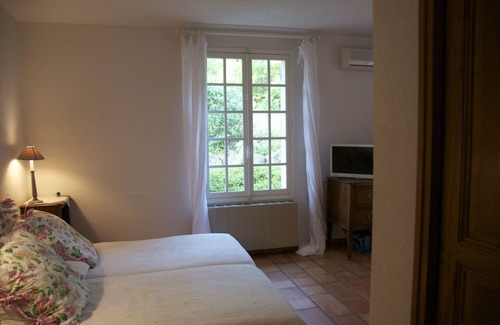 Apt Other | Provencal country house, exceptional view with swimming pool