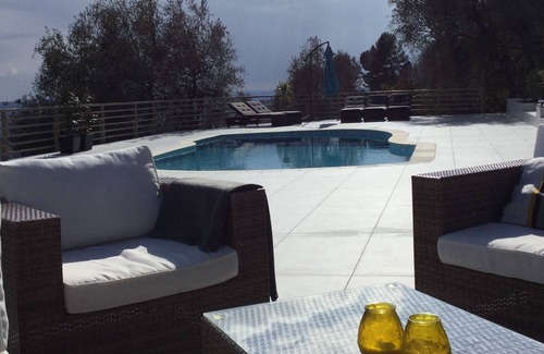 Cabris House | Provencal style house with exceptional and unobstructed views