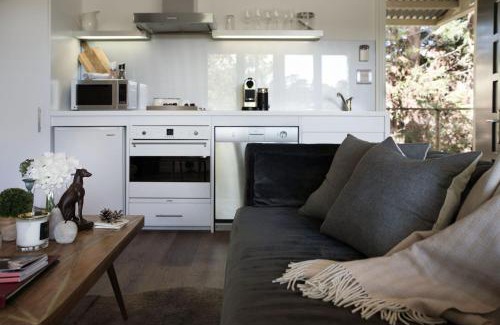 Hepburn Springs House | Provence Spa Villa 2