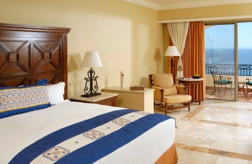 Pedregal Resort | Pueblo Bonito Sunset Beach Jr. Suite Cabo San Lucas 5 Star Resort