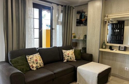 San Eugenio Apartment | Pueblo Canario Loft In Las Americas