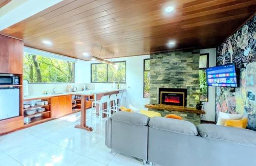 Quebrada Grande Apartment | Puma Meraki Monteverde garden