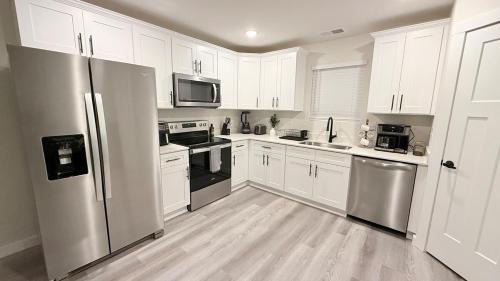 Hickory Apartment | Pura vida Apartment