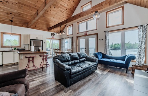 Northern Bruce Peninsula Cottage | Purgatory Cove - Private Waterfront Escape