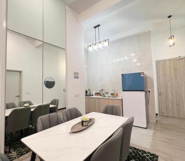 Putrajaya Apartment | Putrajaya Homestay with High Speed Internet, 5minutes PICC, 20 Minutes to KLIA