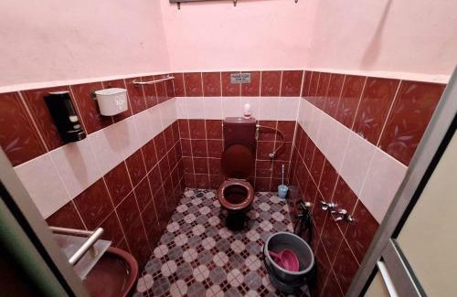 Kampung Gong Datok House | Q's HOMESTAY UNISZA