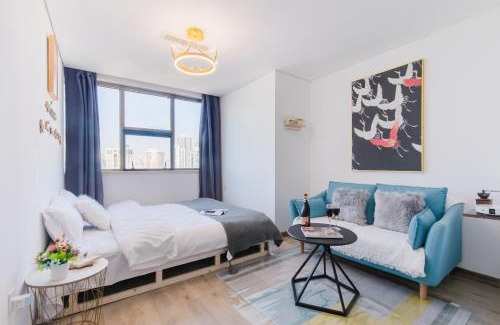 Qingdao City Center Apartment | Qingdao Shanhaiji Sea View B&B Wusi Square Branch