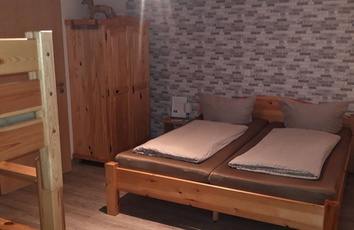 Rust Bed & Breakfast | Quadruple Room No. 2 - Gästehaus Claudia