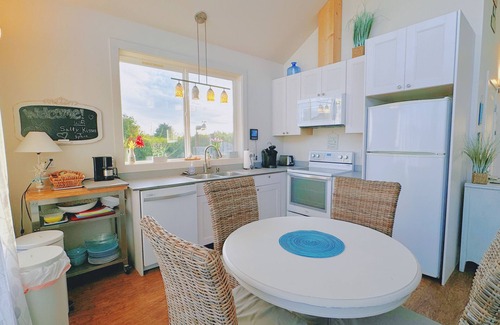 Ocean Shores House | Quaint house with WiFi in charming Ocean Shores
