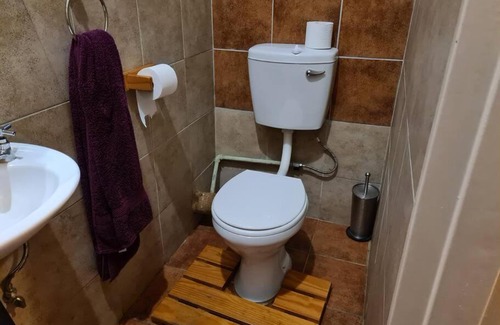 Greater Johannesburg Metropolitan Area Apartment | Quaint, quiet retro charm