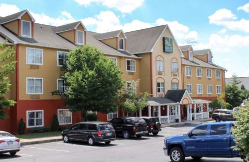 Sharonville Hotel | Quality Inn & Suites Cincinnati Sharonville