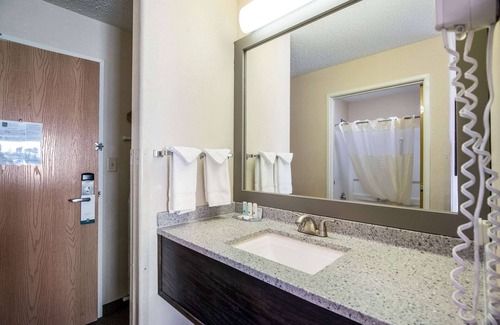 Pueblo West Hotel | Quality Inn & Suites West