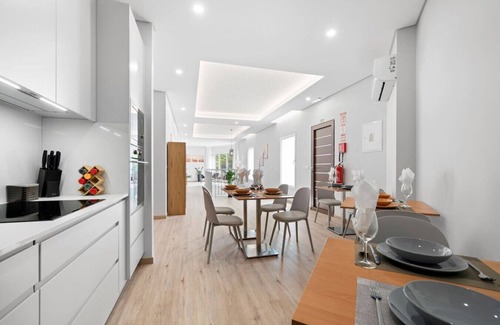 Sao Vicente House | Quarto Duplo Deluxe com Varanda Q3