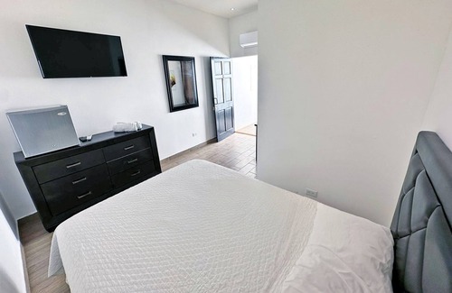 Tamarindo Hotel | Queen Room #6 for 2 people
