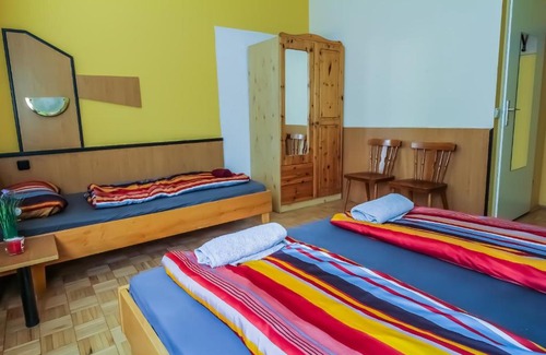 Rudolfsheim-Funfhaus Apartment | Queen Studio 3P BS