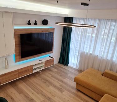 Suceava Apartment | Queen Zlata London Residence