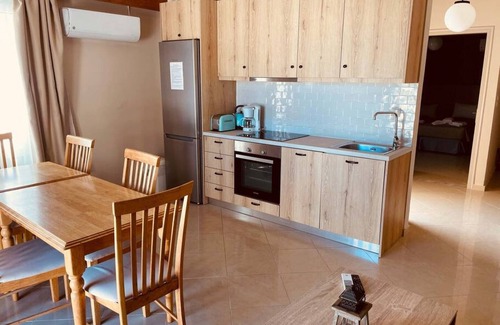 Platanias Town Villa | Quest Star Villa - 20meters to beach. Sleeps 8.