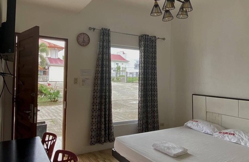 Candelaria Hotel | Quezon Premier Hotel Candelaria