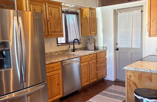 Tanque Verde House | Quiet 3 acre Ranch Home with incredible mountain views!