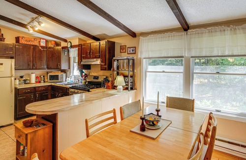 Berlin House | Quiet All-Season Creekside Escape in Upstate!