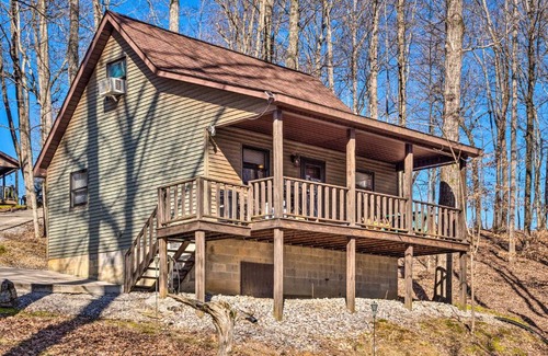 Burkesville House | Quiet and Private Cabin about 5 Mi to Dale Hollow Lake!