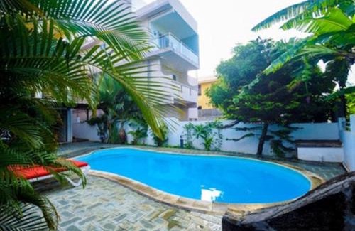 Pereybere Apartment | Quiet apartment in Pereybere, 50 m² with shared pool