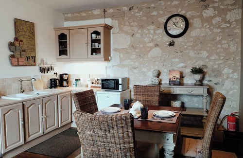 Eymet Apartment | Quiet Apartment in the centre of Eymet.