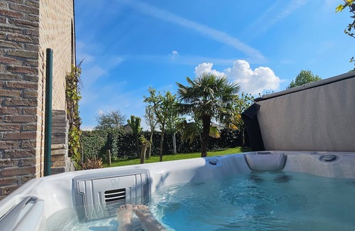 Mariekerke Apartment | Quiet Appartement in house, with separate entrance for maximum 4 persons.