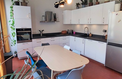 Saint-Lazare Apartment | Quiet, charming and bright, 2 steps from the shopping center and the old port.