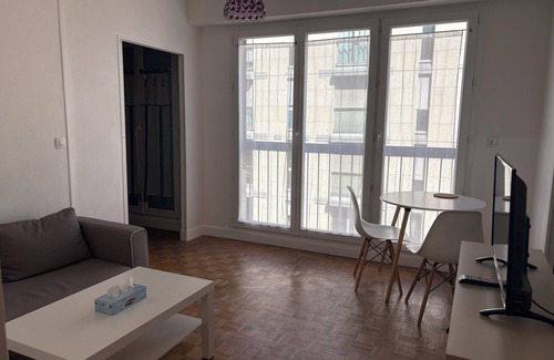 Republique Apartment | Quiet city center near streetcar direct access circuit