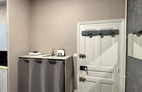 Le Creusot Apartment | Quiet, comfortable T2 apartment - close to amenities, businesses and Parc des Combes