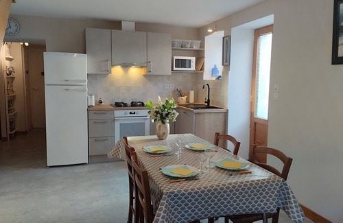 Plouhinec Cottage | Quiet gite between land and sea, a stone's throw from the Ria d'Etel