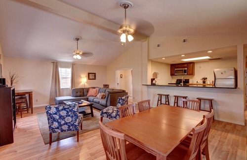 Port Aransas House | Quiet neighborhood, Boat Parking! Great Pet Friendly property, lots of parking! King bed.