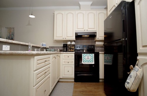 Zephyrhills West Cottage | Quiet & Secluded yet short distance to everything!