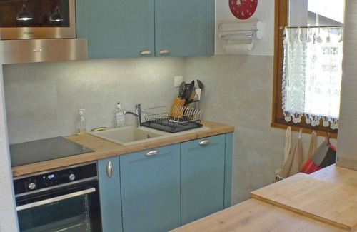 Samoens Apartment | Quiet T3 with balcony, parking and storage 500m from center