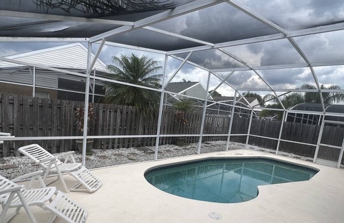Chatham Park House | Quiet vacation home near Disney