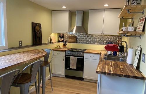 South End House | Quiet Vaulted Private Home, heart of popular south end, walking to all.