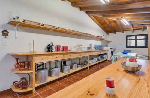 Santo da Serra House | Quinta dos Abutitos in Santo Ant nio da Serra
