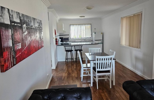 North Tamworth Apartment | Quintet 1-155 - North Tamworth