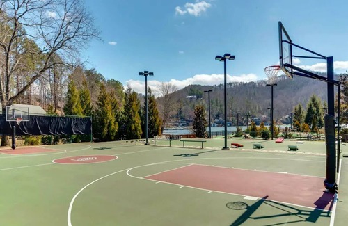 Lake Lure Condo | Quite 55 community. Close to shopping, farmers market, and especially beaches.