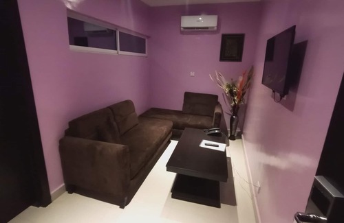 Ibadan Hotel | Quztan Suites Ibadan
