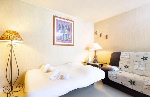 Antibes City Centre Apartment | Résidence Beauséjour