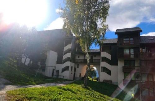 Montalbert Apartment | Résidence Le Chanteloup - Appartement pied des pîstes MAE-4694