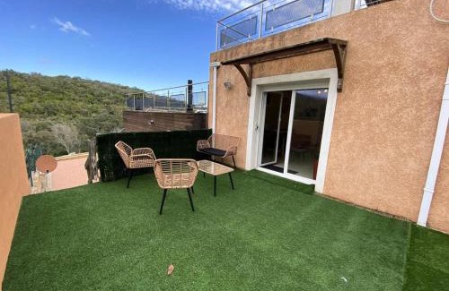 Ventiseri Apartment | Résidence Tozza Alta - Magnifique T2 rez de villa vue Montagnes et maquis proche de la mer MAE-2614