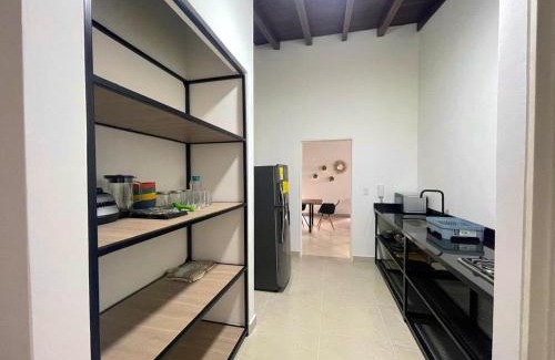 Lalinde Apartment | R301 Apartment close to Lleras park and Provenza