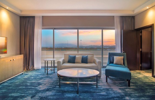 Al Ain Hotel | Radisson Blu Hotel & Resort, Al Ain