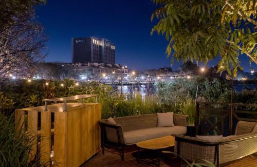 Antananarivo Avaradrano Hotel | Radisson Hotel Tamboho Waterfront Antananarivo