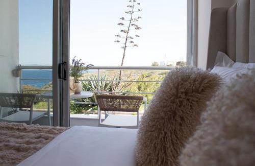 Rafina-Pikermi Apartment | Rafina's Paradise View!Walking access to the Port! Amazing Seaview!